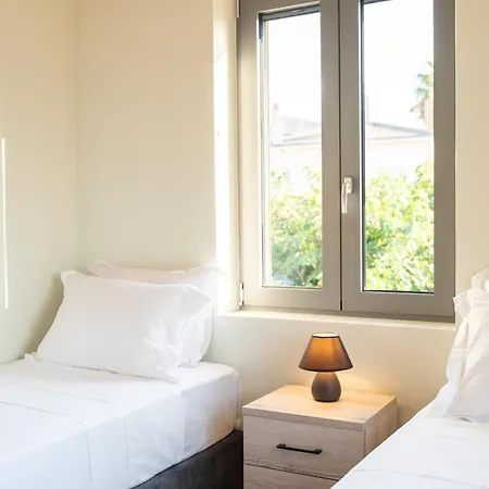 Porto & Mare Elegant * Диакоптон